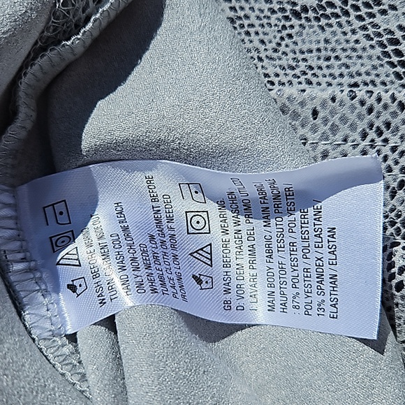 *NWT* Attitudes by Renee Python Print Top - Picture 8 of 11